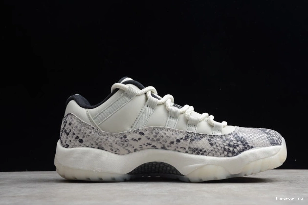 Air Low Light Jordan Bone Snake SE 11 CD6846-002 0812